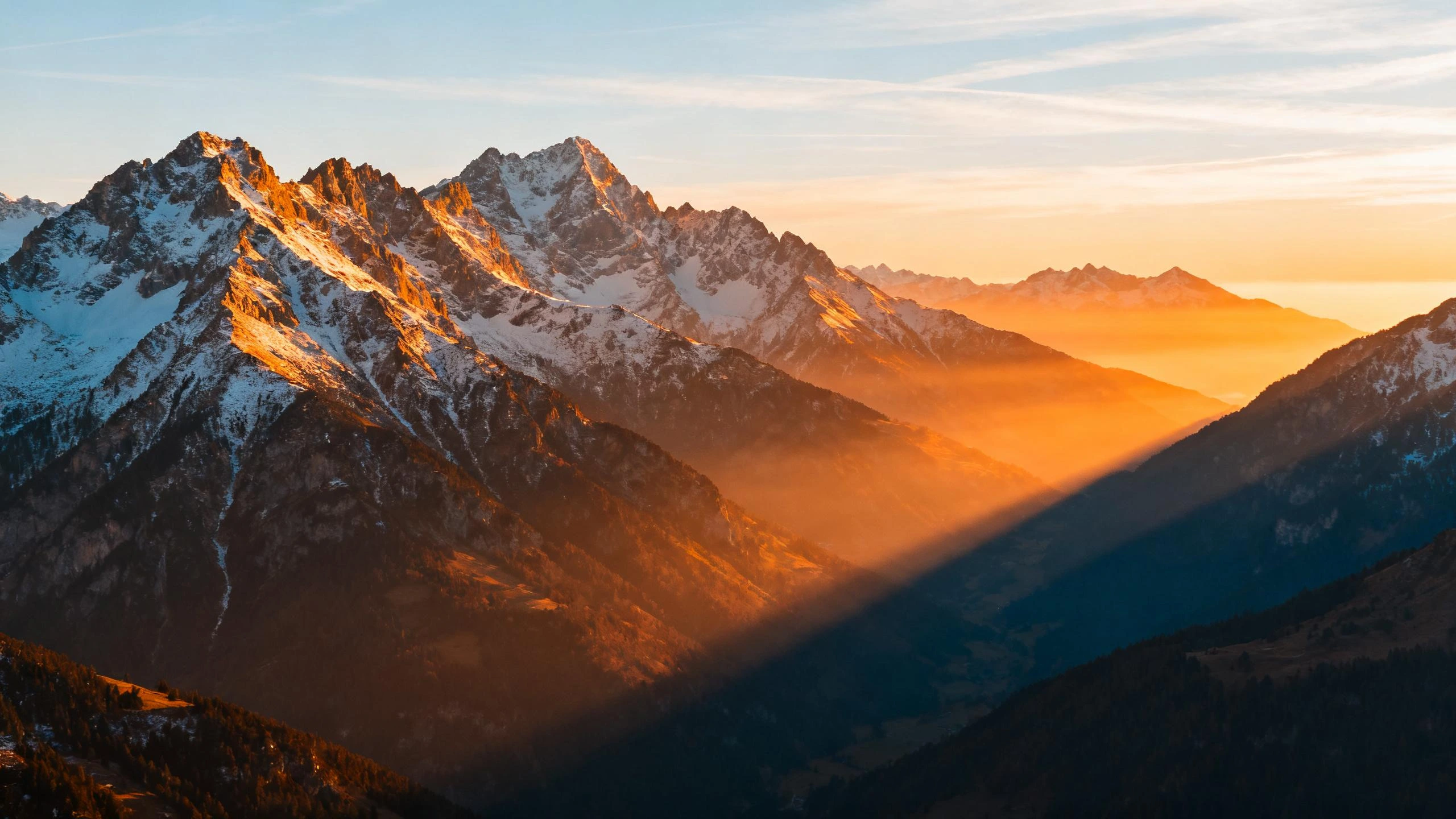 Paisaje de Hora Dorada - AI generated paisaje by Seedream 5.0